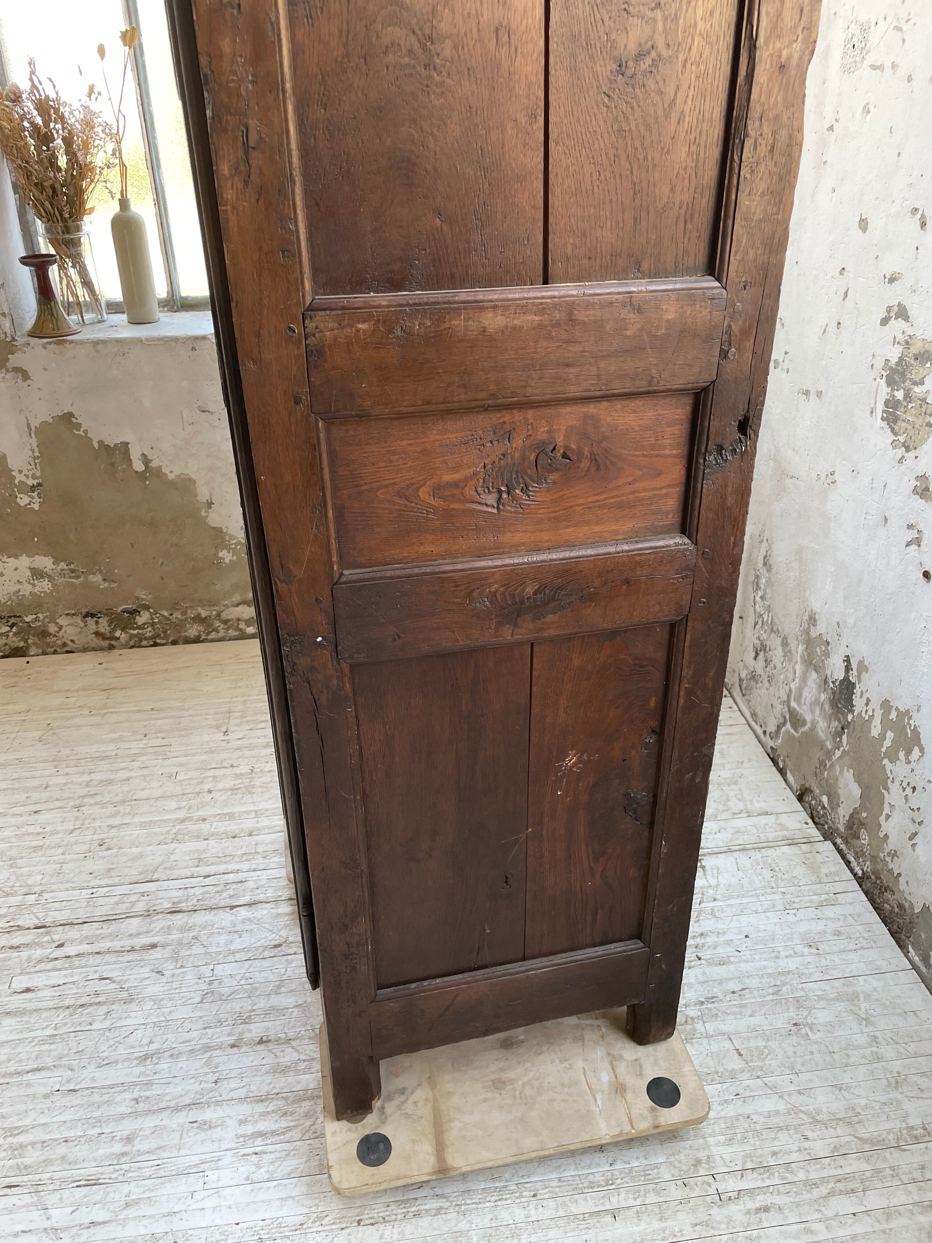 Savoyard solid oak cabinet XVIIIth