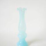 Vase en opaline à col dentelé, bleu ciel, 1960