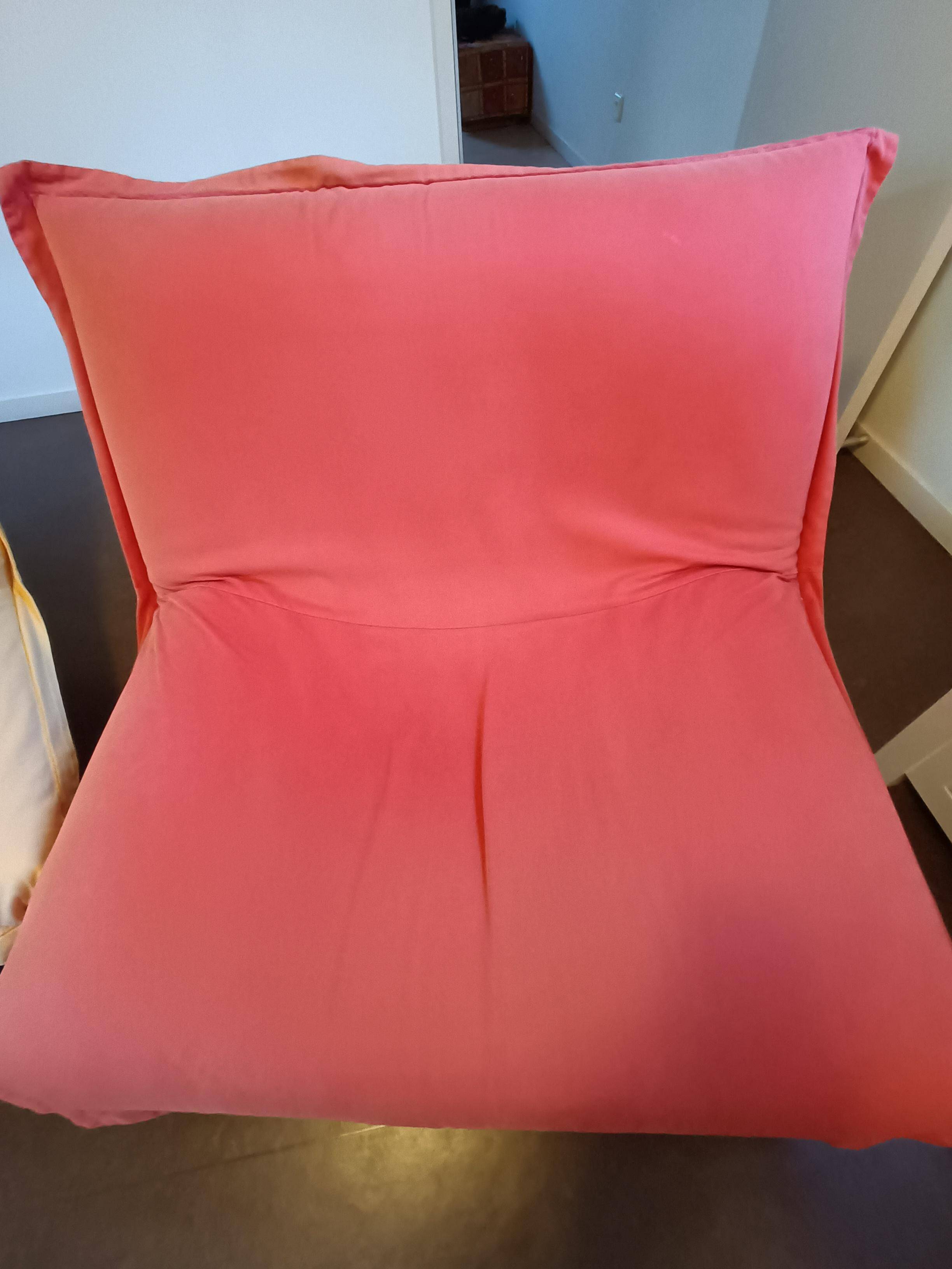 Cuddle Armchair Pascal Mourgue