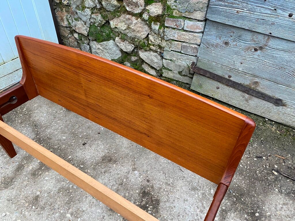 Single bed in Scandinavian NF teak 60s