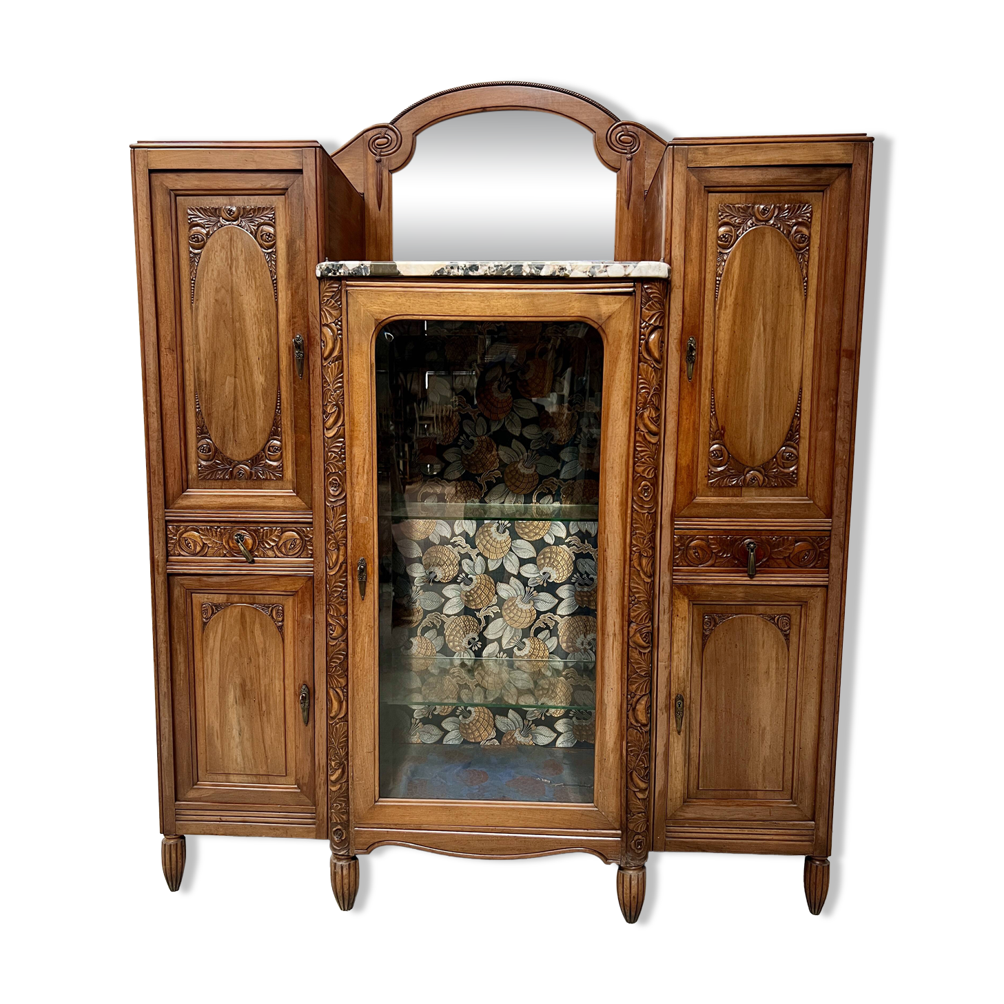 Art Deco buffet in solid walnut, 20th century.