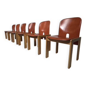 121 chaises de salle à manger par Afra et Tobia Scarpa pour Cassina, années 1960.