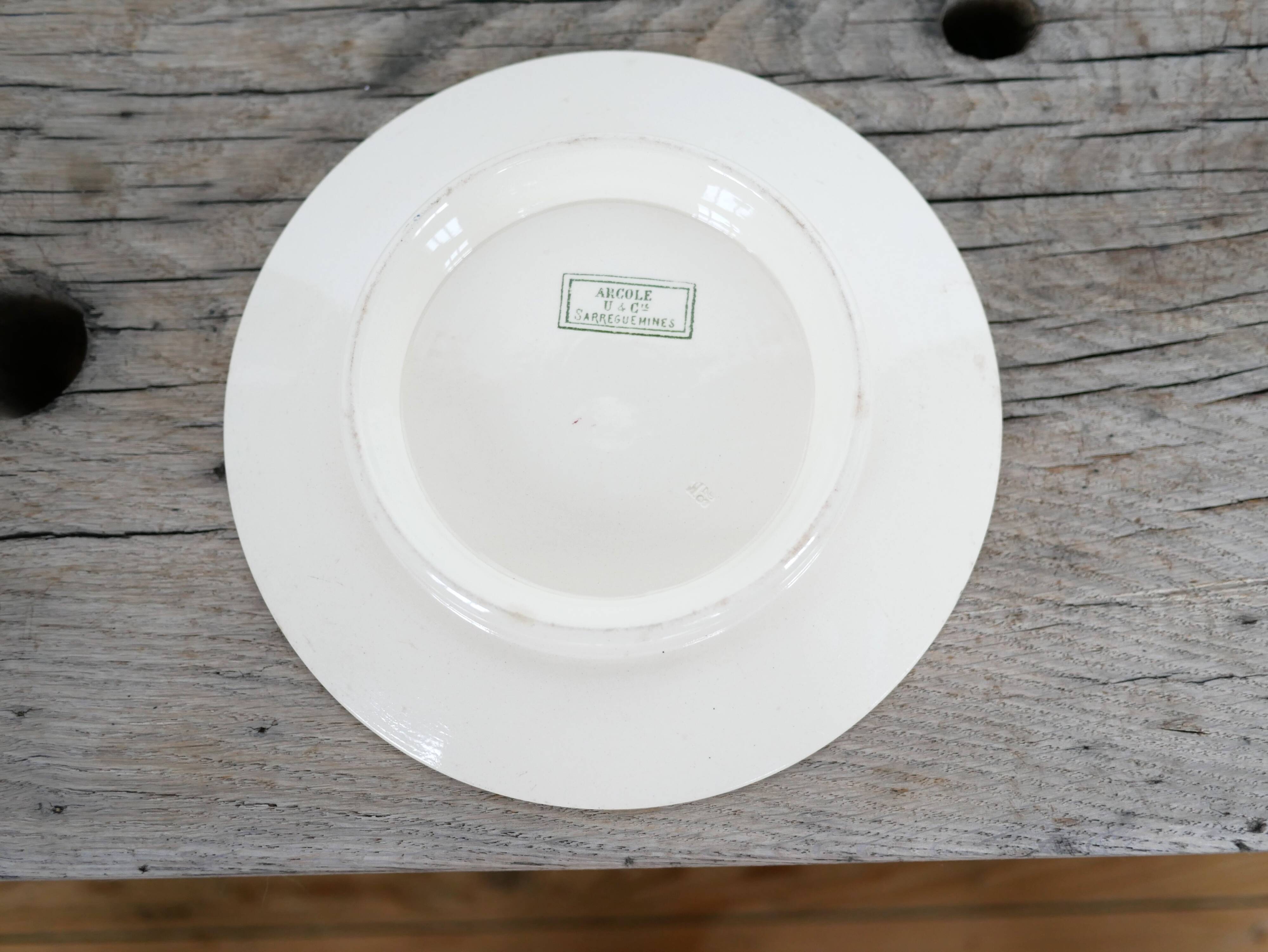 Cake dish on foot, old compotier by the Sarreguemines factory, France