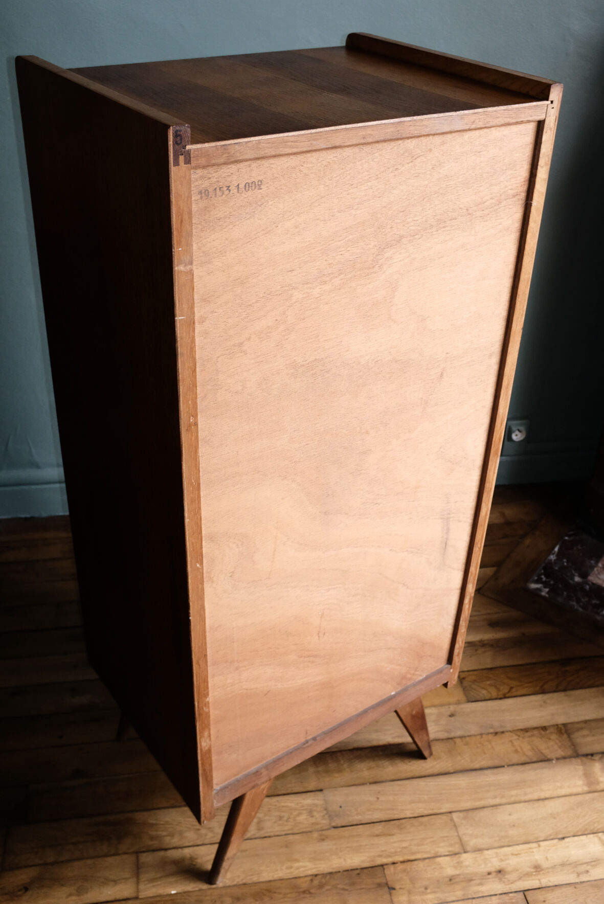 Dresser chest of drawers