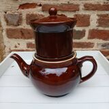 Old coffee maker with filter and 2 lids