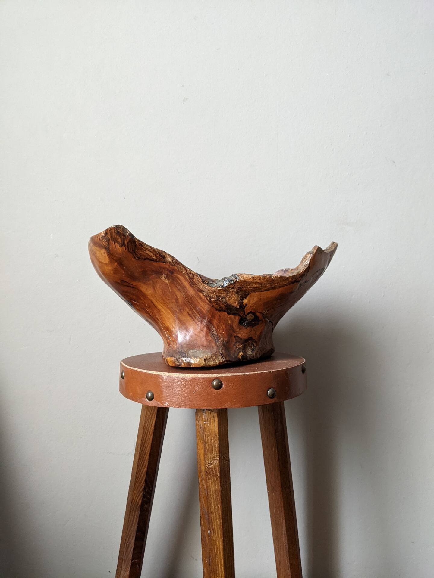 Handcrafted wooden bowl country decoration key tray