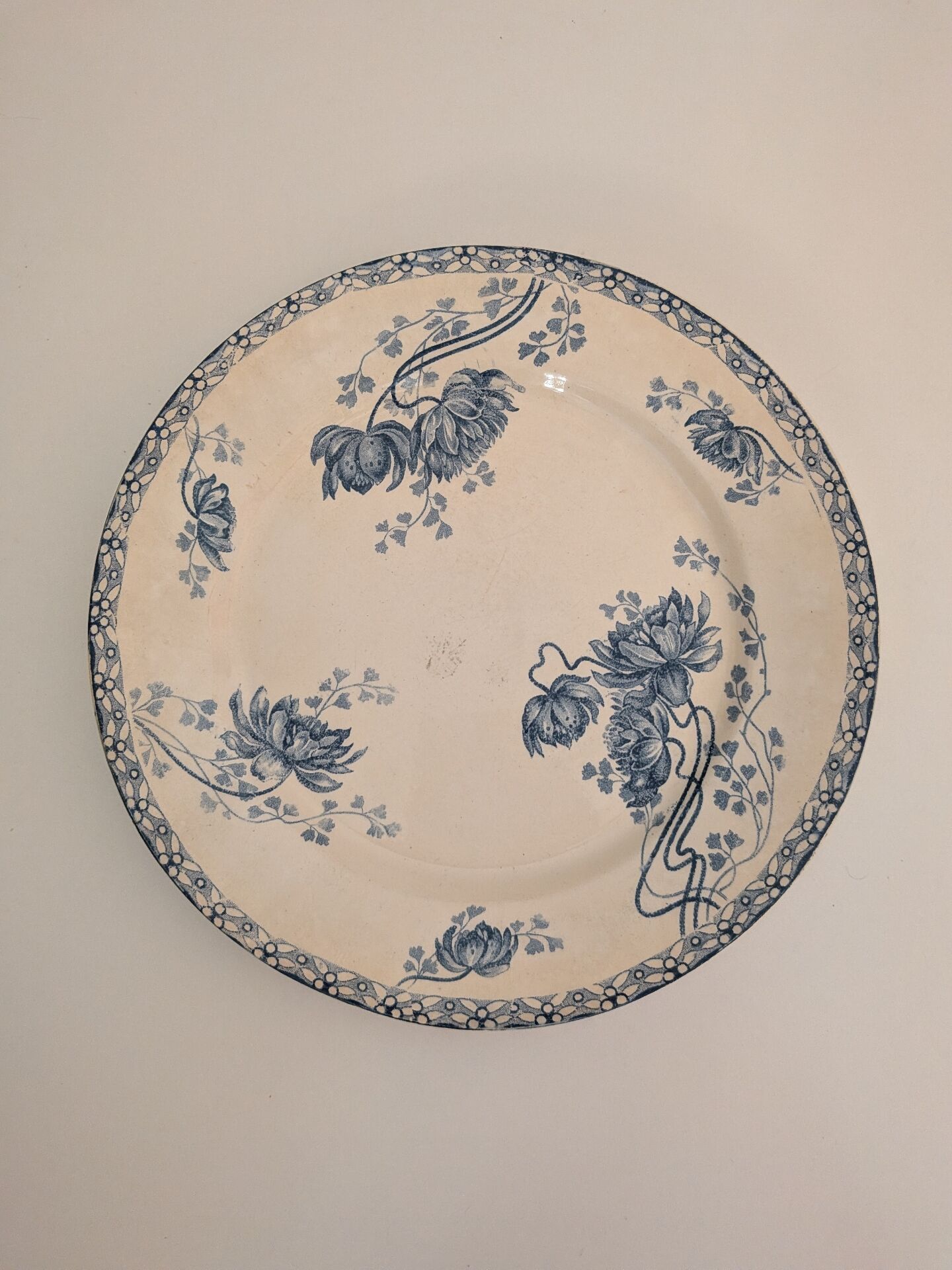 9 flat plates Royat U&C Sarreguemines