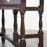 Very beautiful antique English oak gateleg table with an excellent patina