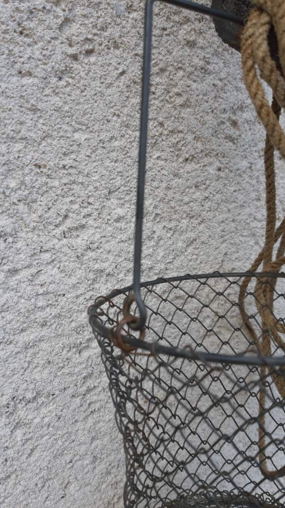 Panier de pêche goujonnière pécheur vintage
