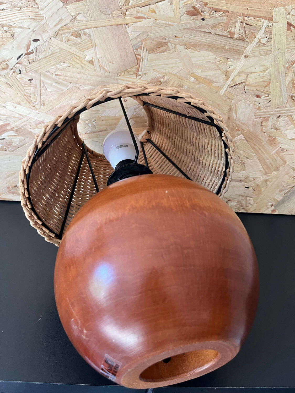Wooden ball lamp