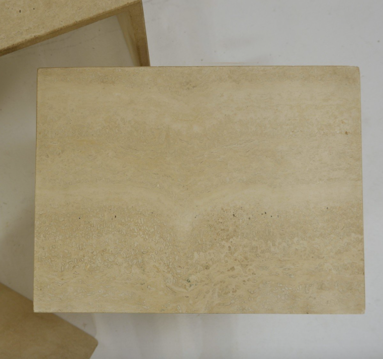 Set of 3 tables in travertine 1970