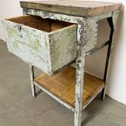 Commode en fer industriel gris, années 1950