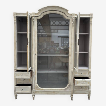 Grande armoire vitrine de style Louis XVI