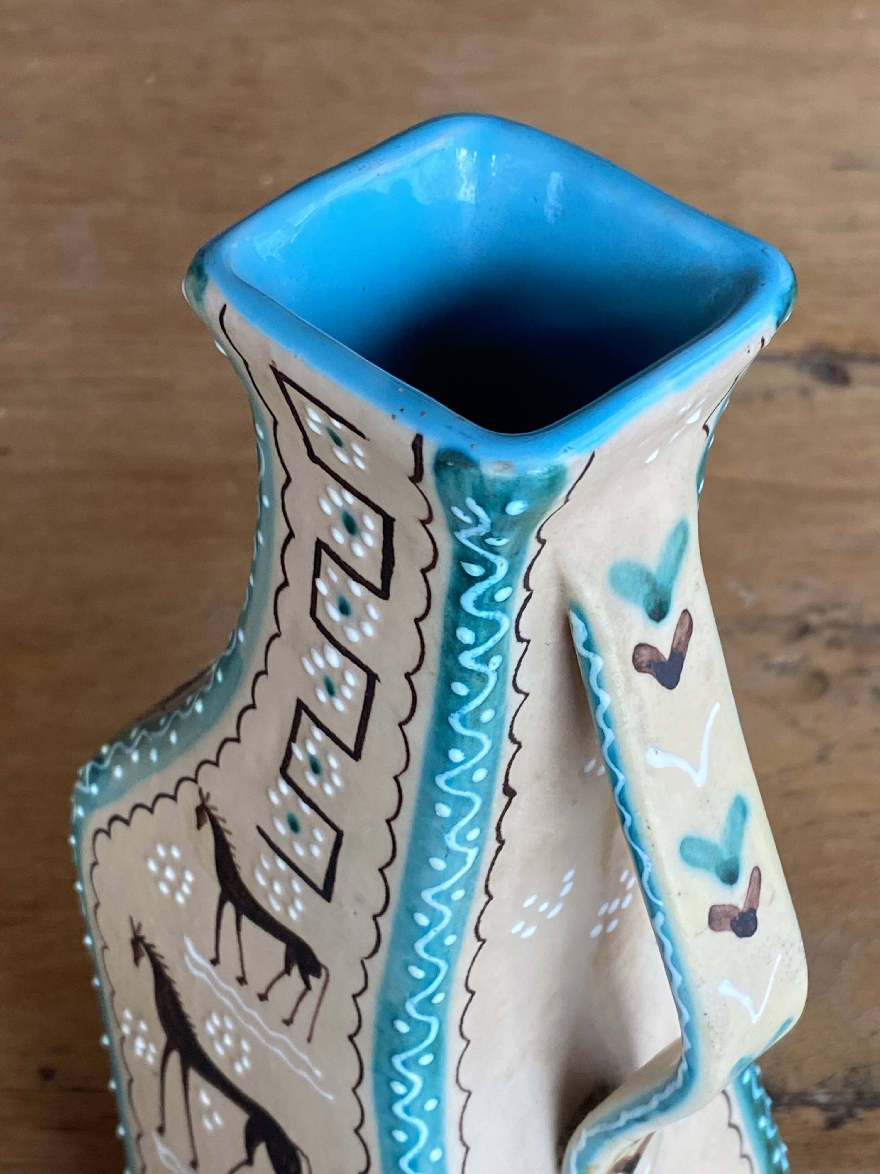 Italian vintage vase Deruta
