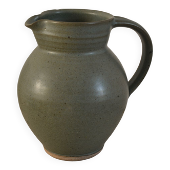 Ceramic pitcher or vase