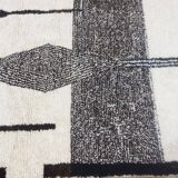 Azilal Berber rug in handmade wool 236 X 156 CM