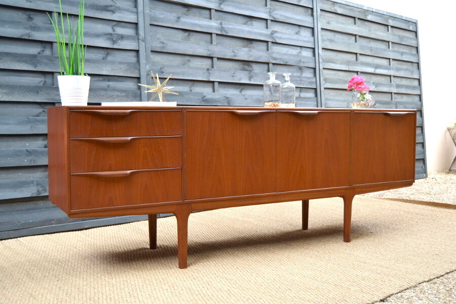 Enfilade en teck par McIntosh