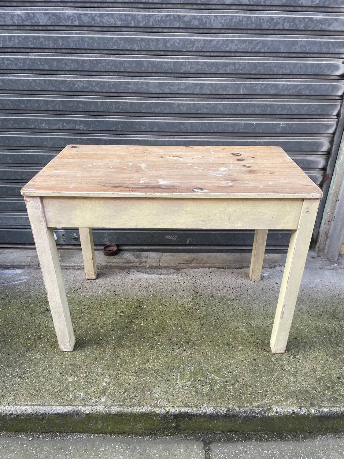 Vintage 1900 pine table – Kitchen or Office. Beautiful patina.