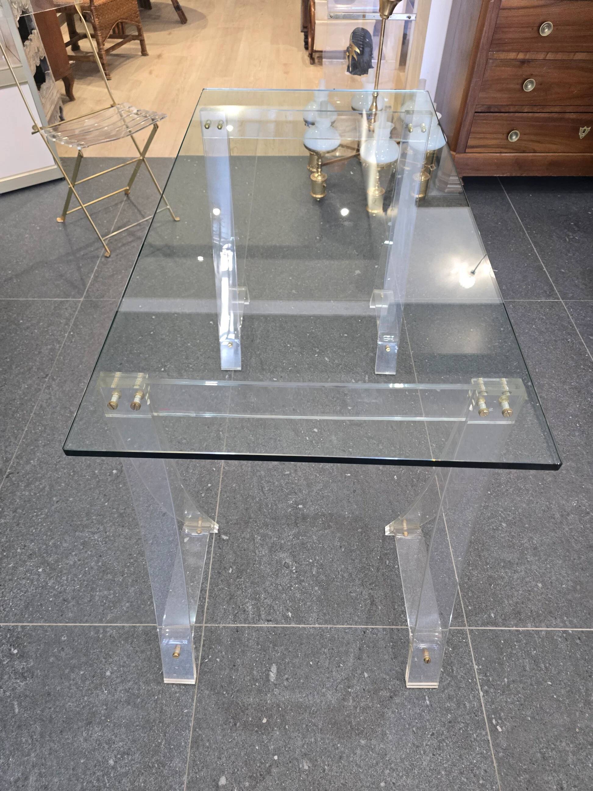 Marais International – Table and 2 chairs "The Invisibles by Marais"