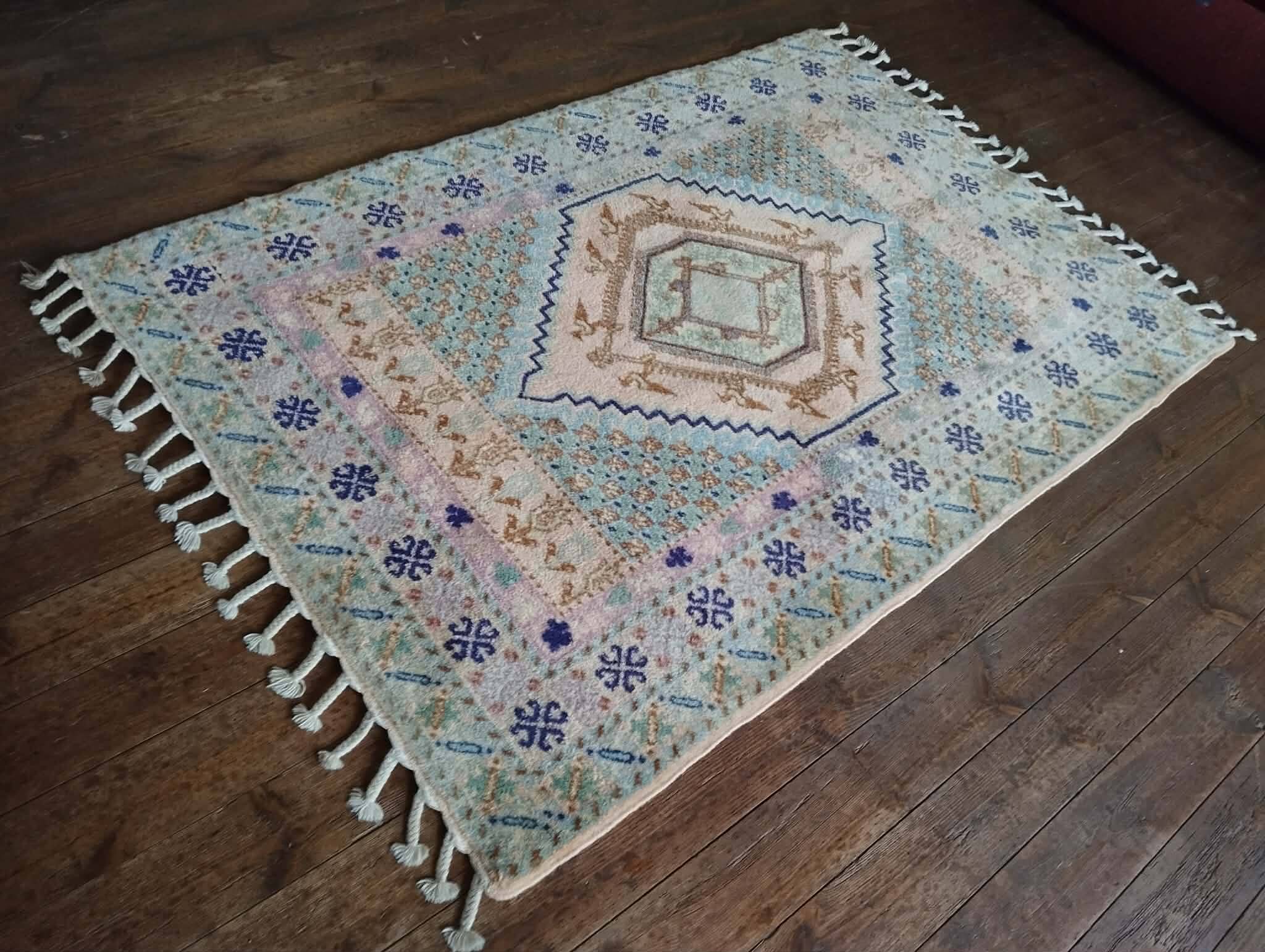 Handmade Berber rug Rabat 176x117