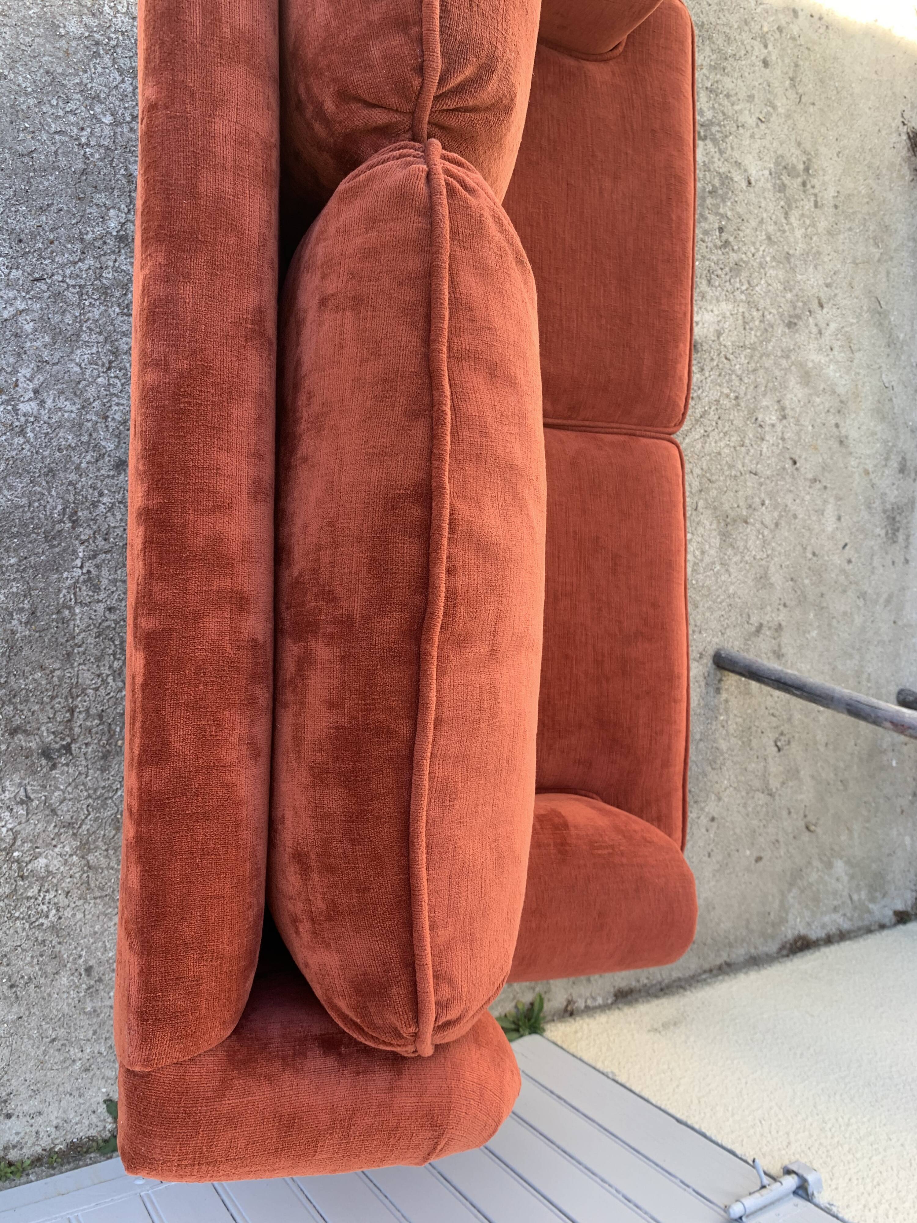 Coral velvet toad sofa