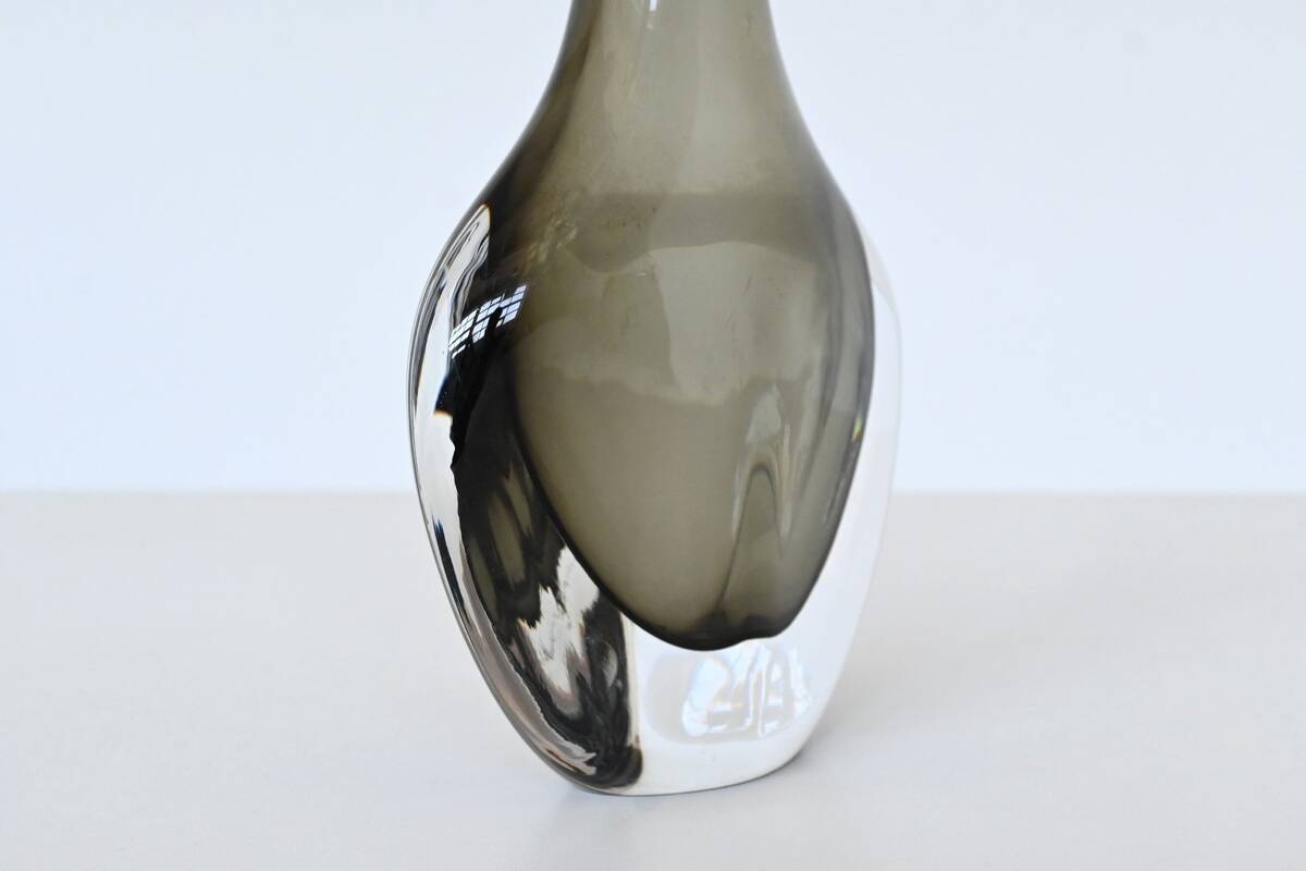 Nils Landberg black glass "Sommerso" vase Orrefors Sweden 1950