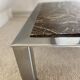 Table basse Roche Bobois en métal chromé et marbre