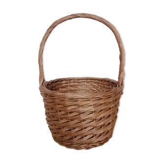 Wicker basket for children