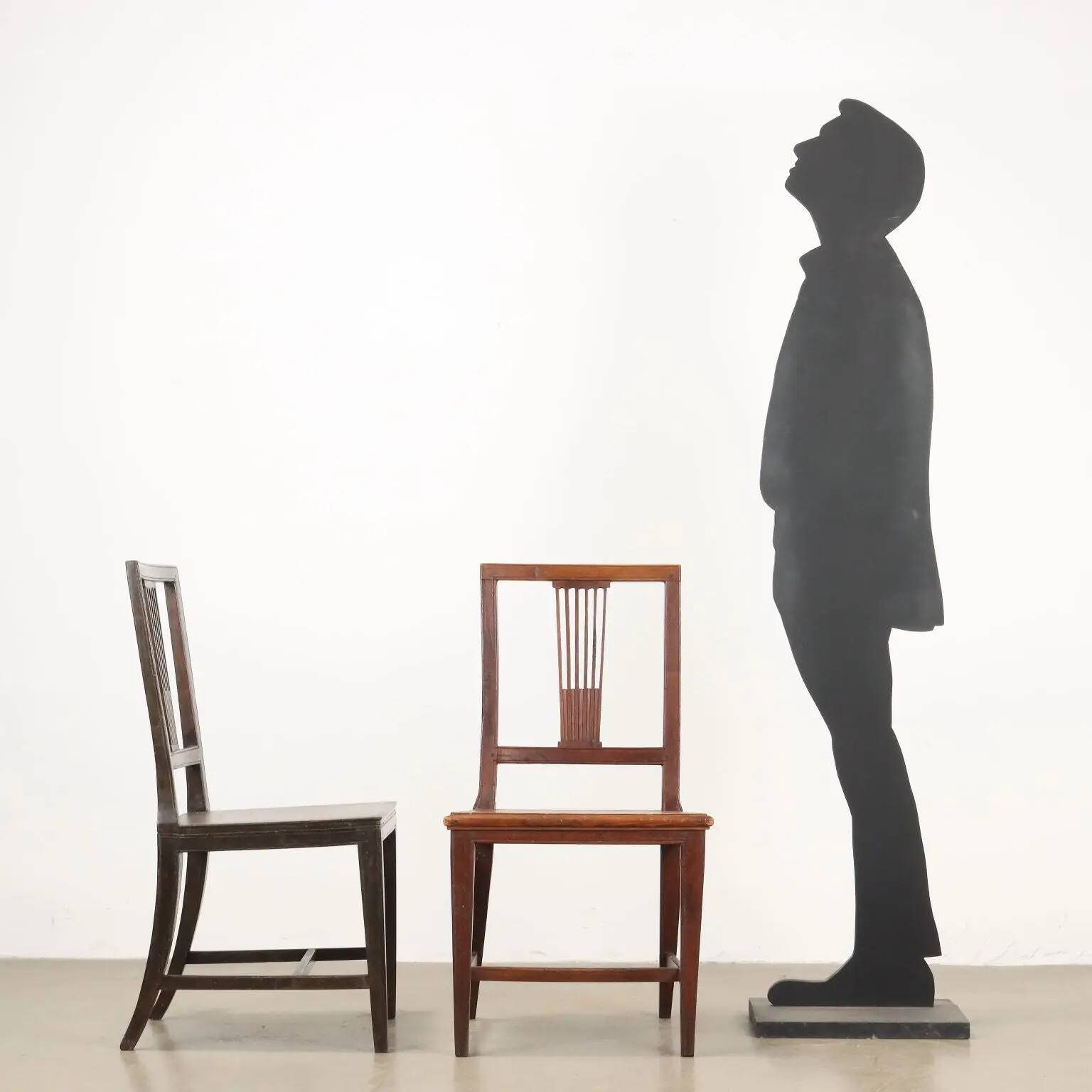 Antique Directoire chairs in walnut, restorations, Italy, 19th century