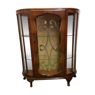 Vintage showcase