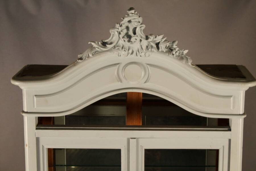 Louis XV display cabinet