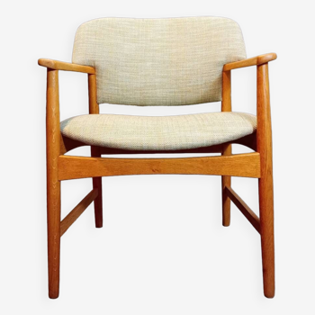 Larsen & Madsen designer armchair by Fritz Hansen, Vintage Scandinavian 1960s