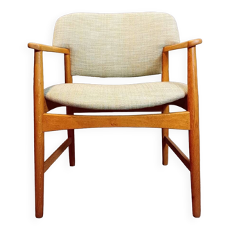 Larsen & Madsen designer armchair by Fritz Hansen, Vintage Scandinavian 1960s