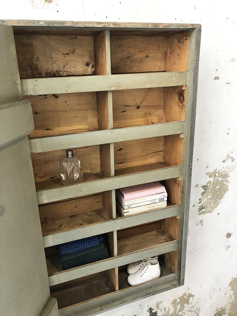 Wall craft furniture