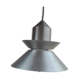 Metal and opaline suspension