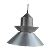 Metal and opaline suspension