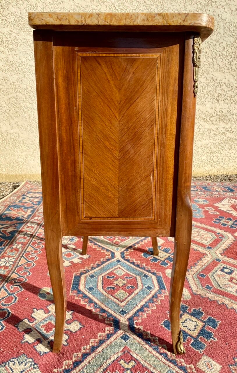 Dresser transition marquetry and bronze style Louis XV