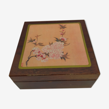 Dessous de verre asiatique en bois dans boîte