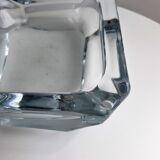 Cendrier en verre de forme carrée