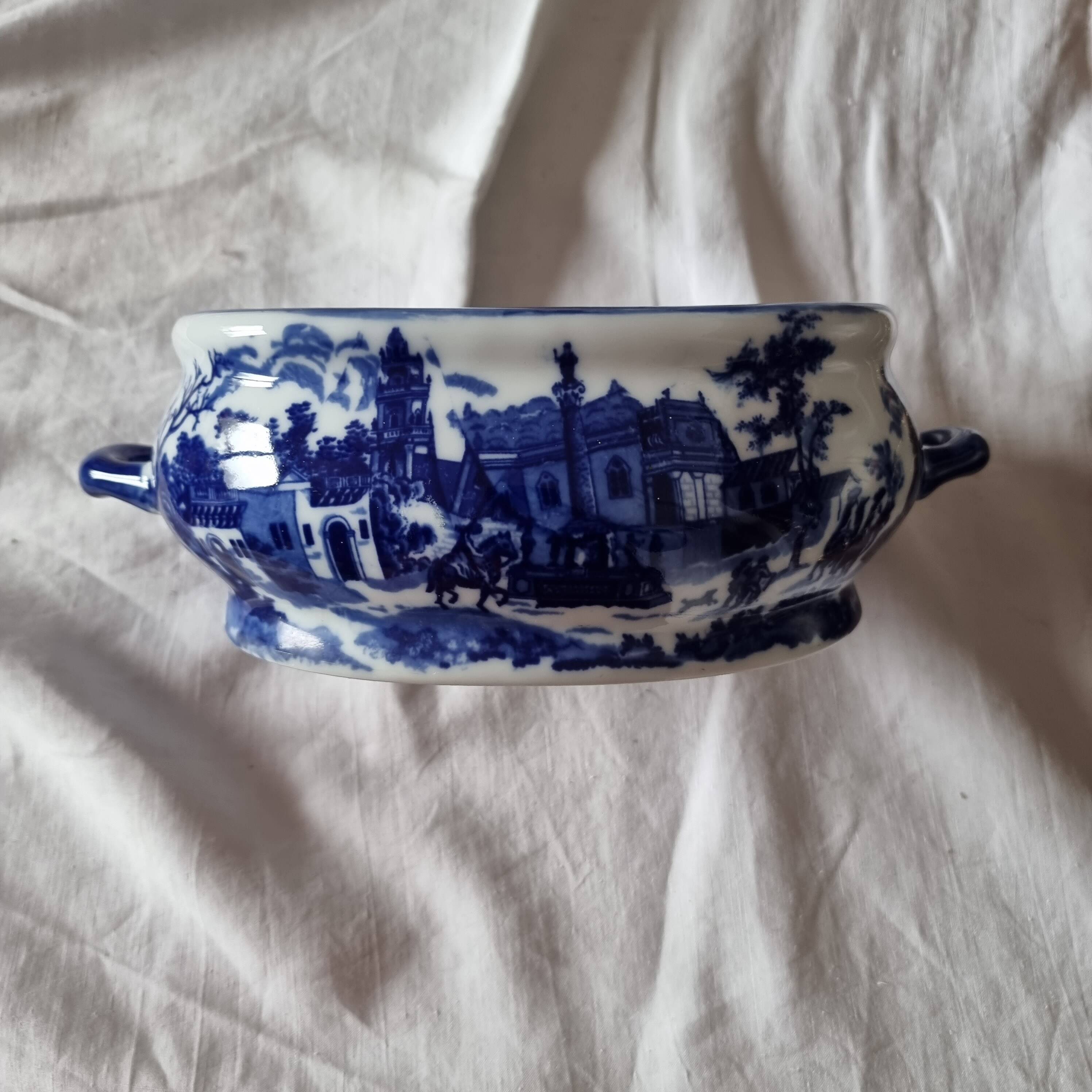 English porcelain flower pot or planter, blue Victorian landscape