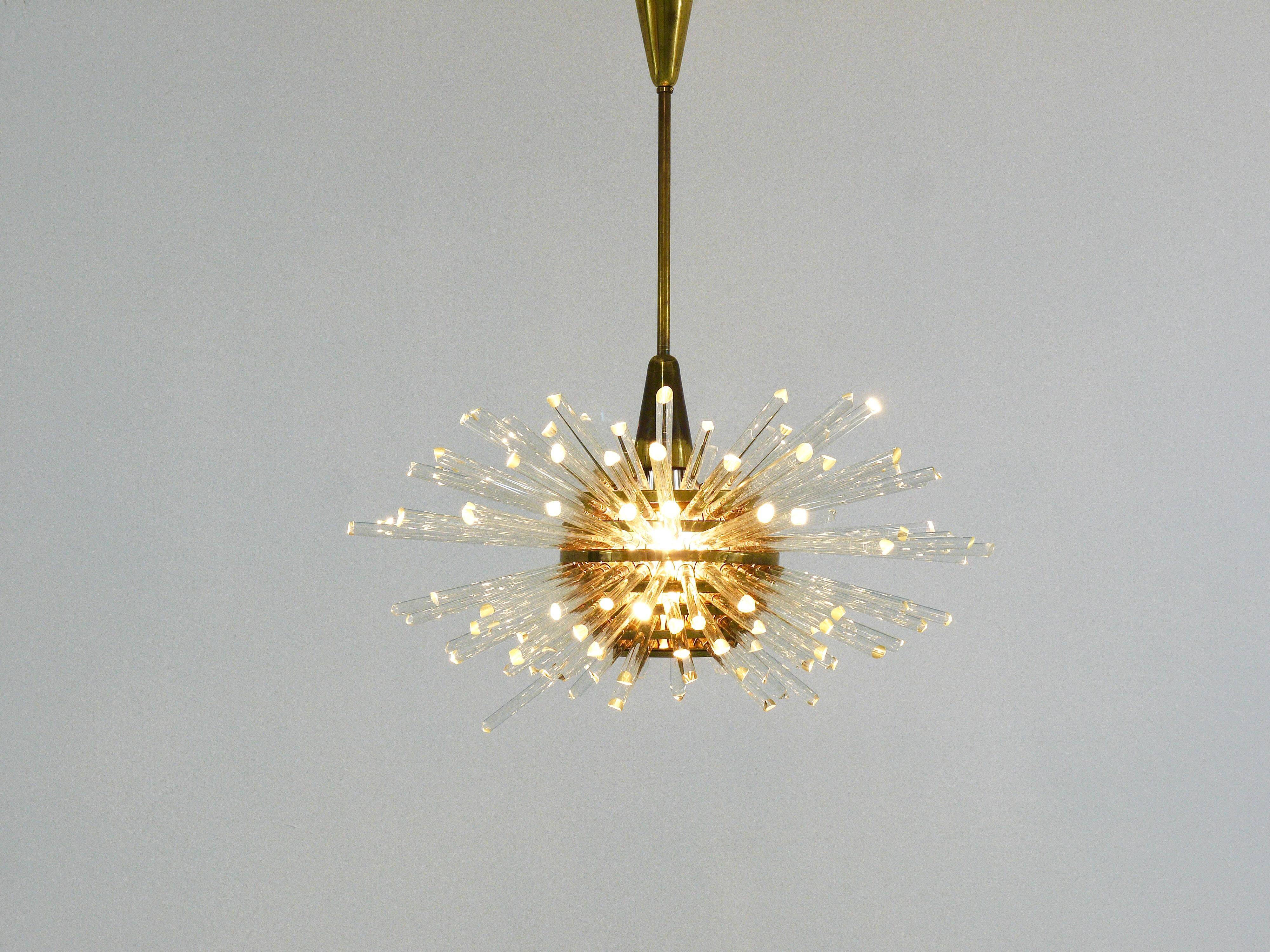 Lustre Bakalowits Miracle Sputnik en laiton avec tiges en verre cristal, années 1960