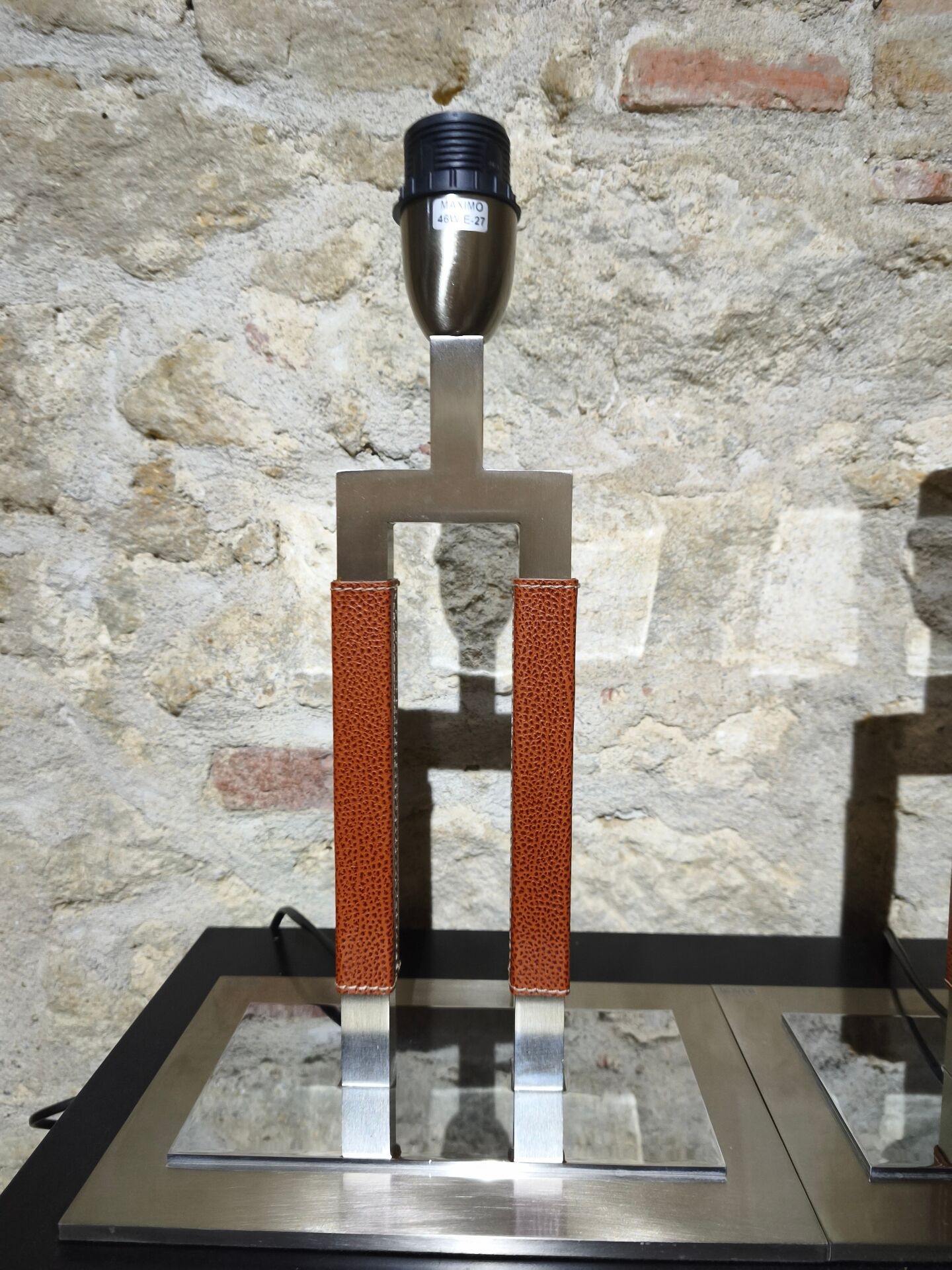 Paire de lampes de luxe bover modèle ema - cuir & laiton nickelé