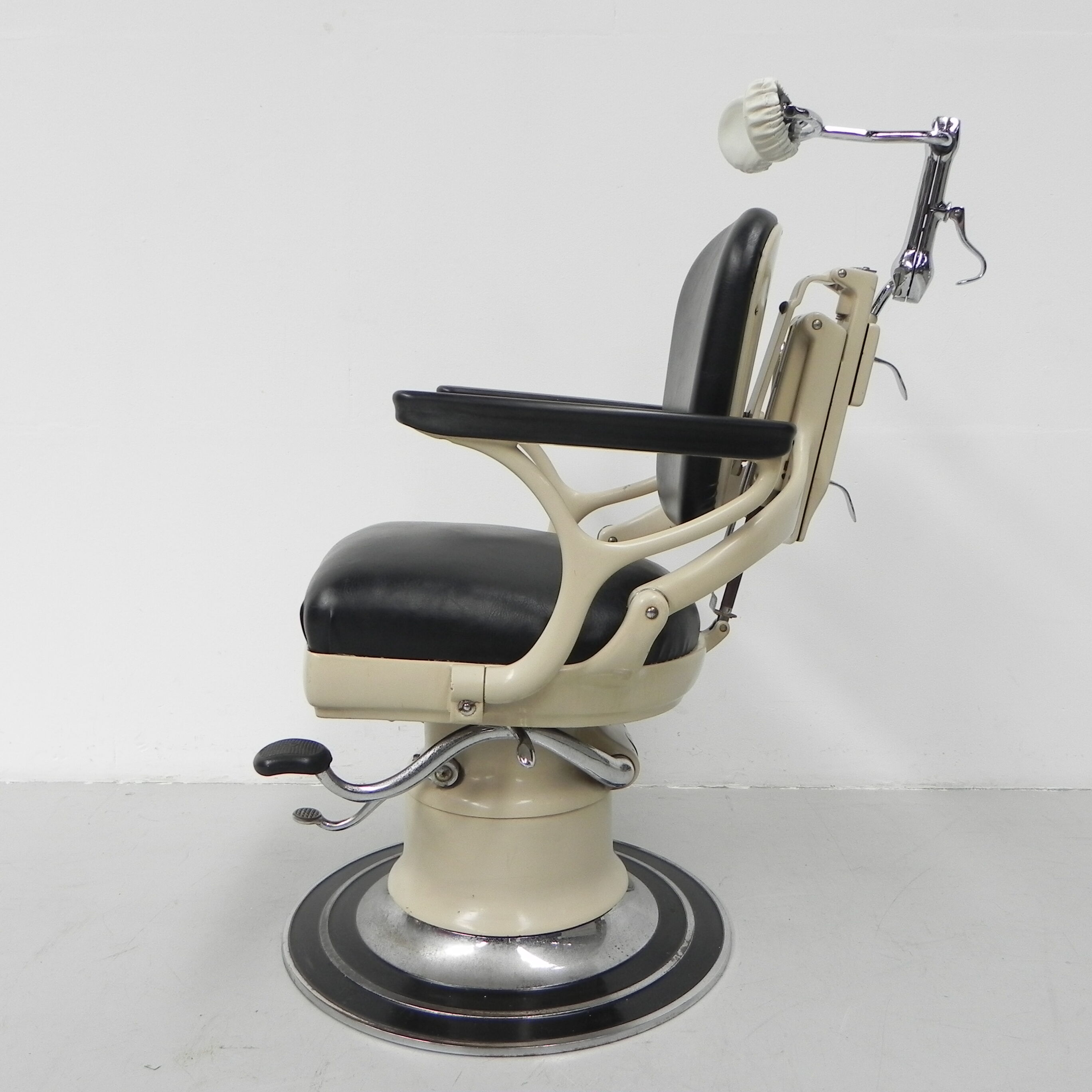 Cast iron dental chair Ritter