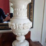 Important Medici alabaster vase