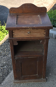 Table de nuit en pin, vers les années 1900