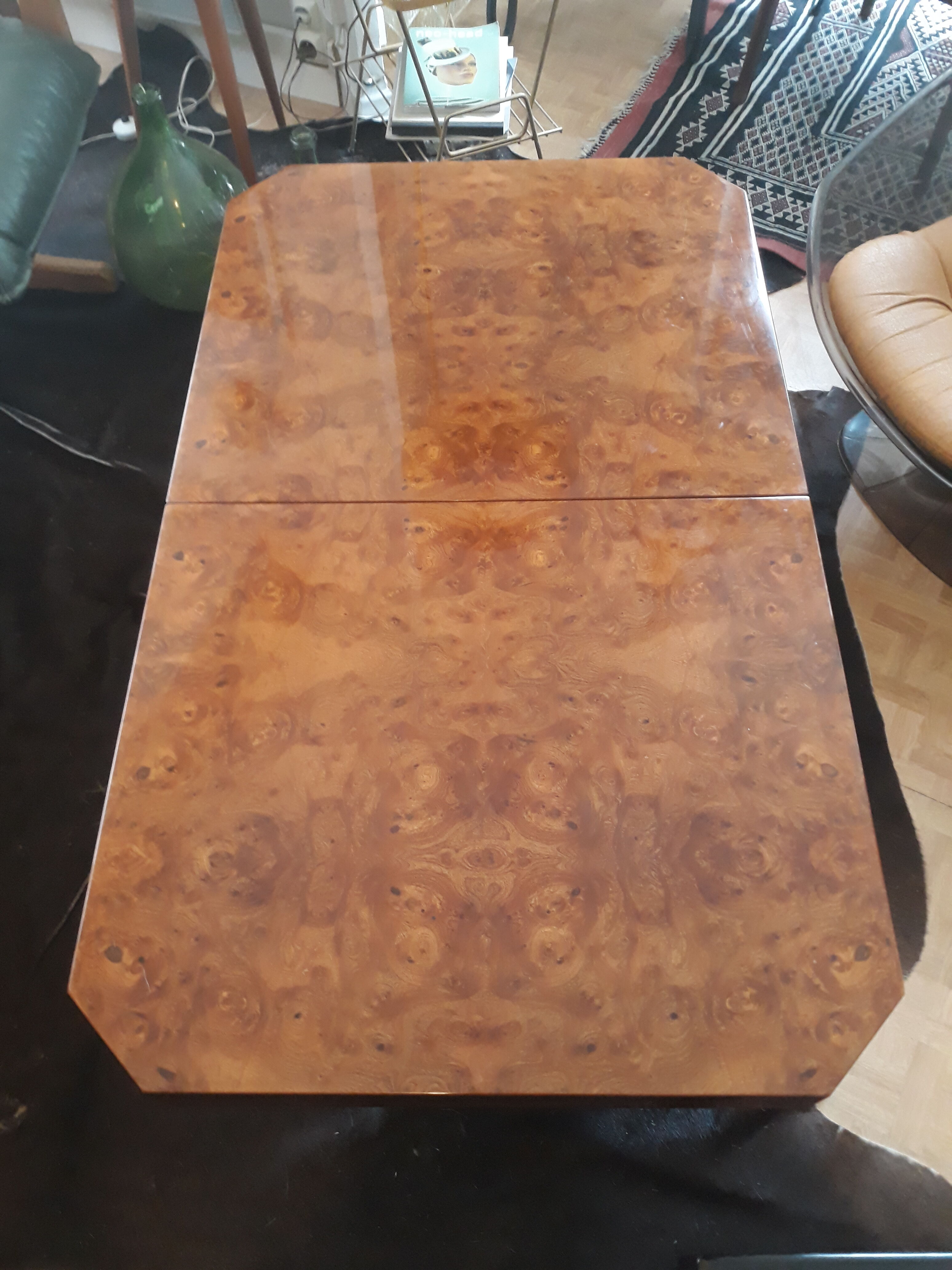 Coffee table with integrated bar in walnut magnifier of Mario Sabot