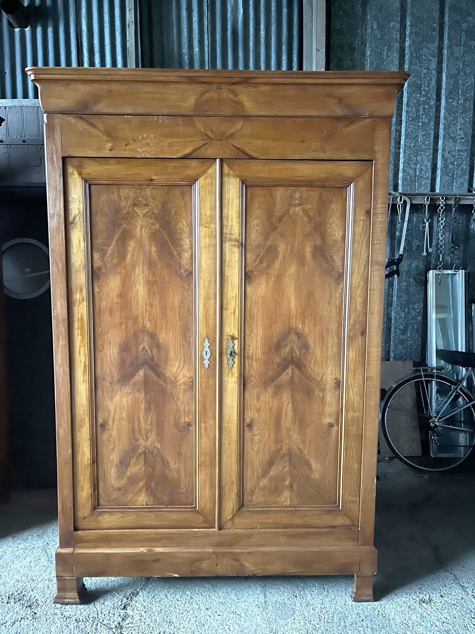 LP cherry cabinet