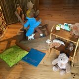Side table with rattan magazines rack