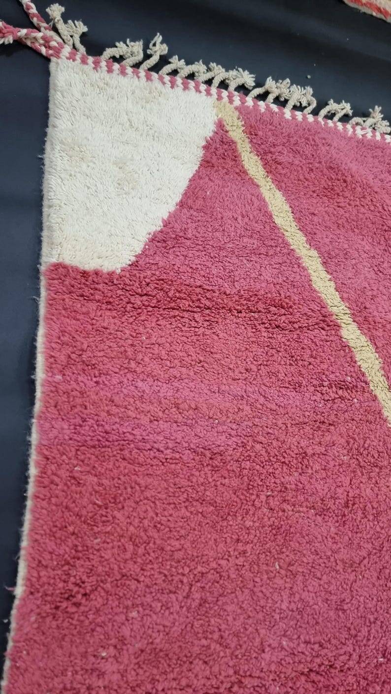 Handmade pure wool rug 145/255 cm