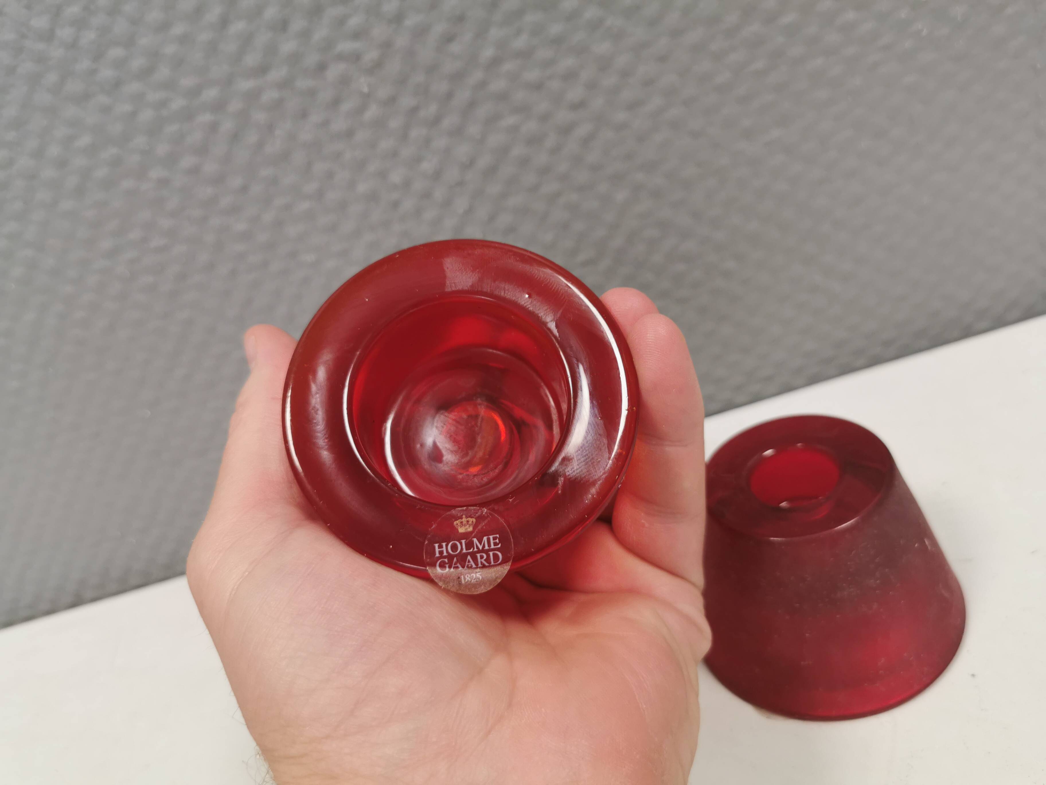 Reversible glass candlesticks with a conical shape for tealights or candles